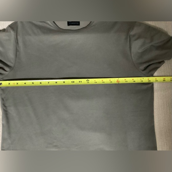 Cuts Elongated T Shirt M - Picture 3 of 3